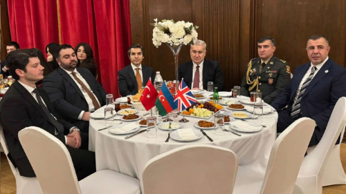 Azerbaycan Zafer Günü’ Londra’da Görkemli Şekilde Kutlandı