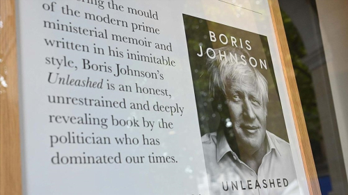 Boris Johnson, kitaplarını yapay zekaya yazdırıyor